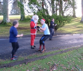 Catch the roving Santa control (aka Davie F!), Grahame Nicoll